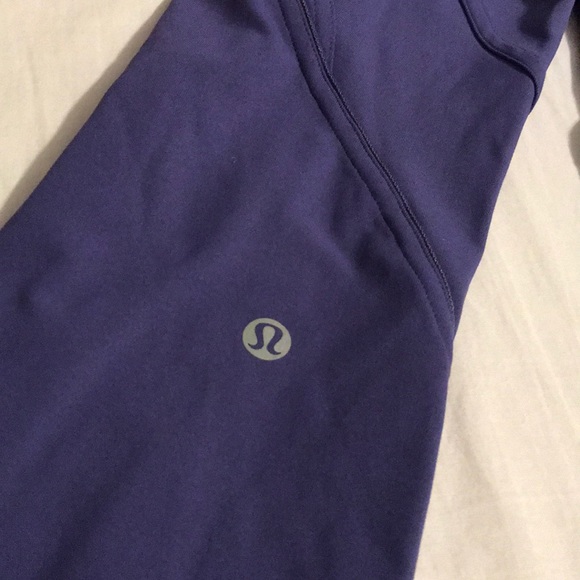 Lululemon lead the pack crop Stoney grape - Picture 6 of 8